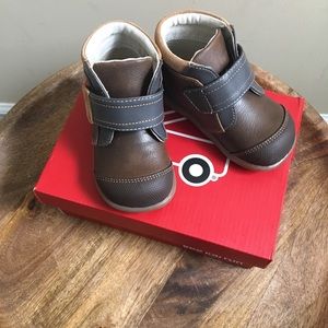 Brand New Never Worn Toddler Boy Boots Sz 7